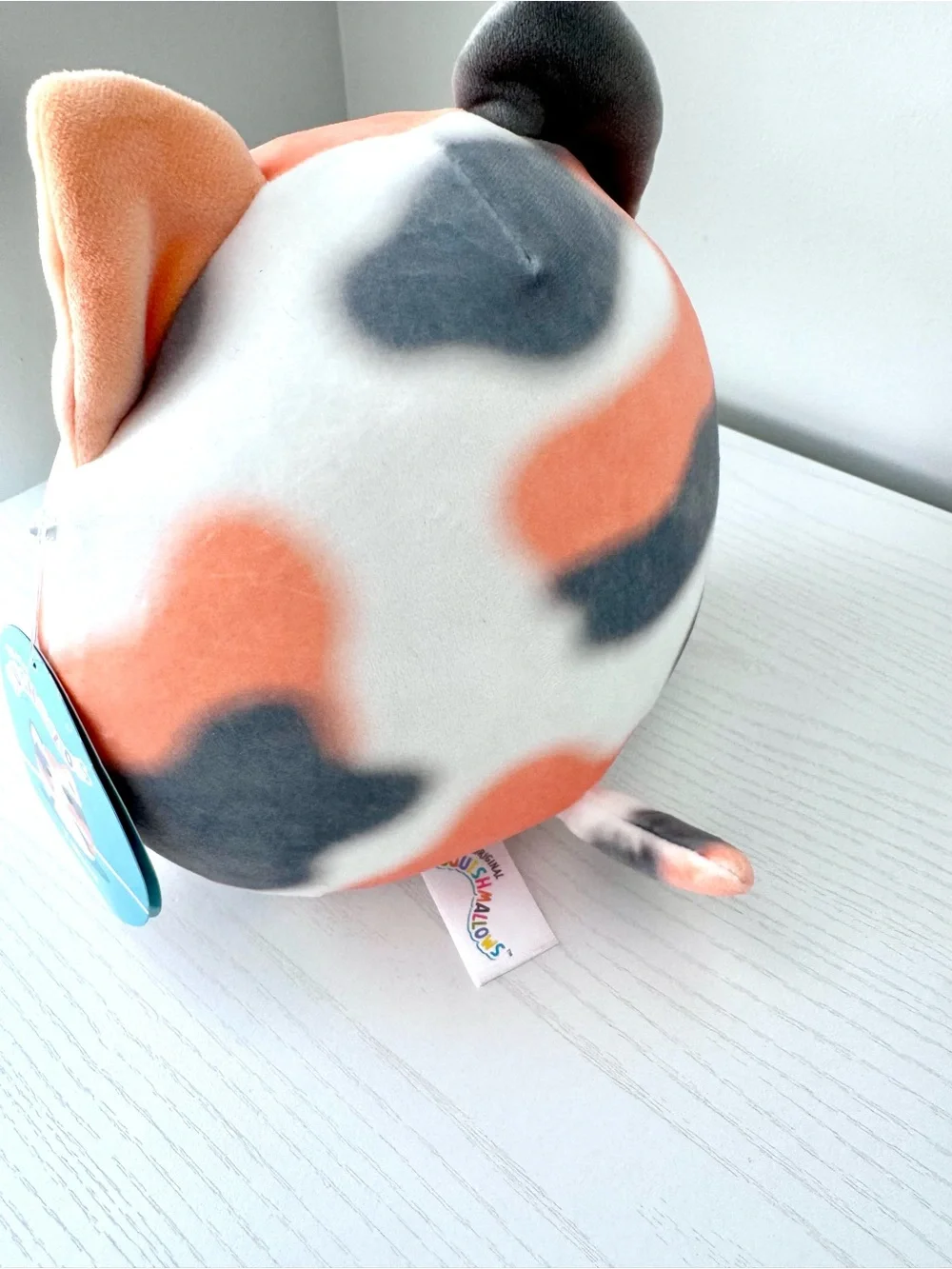 Squishmallows Tahoe the Tortoiseshell Cat Plush Toy in Calico Pattern 8” NWT
